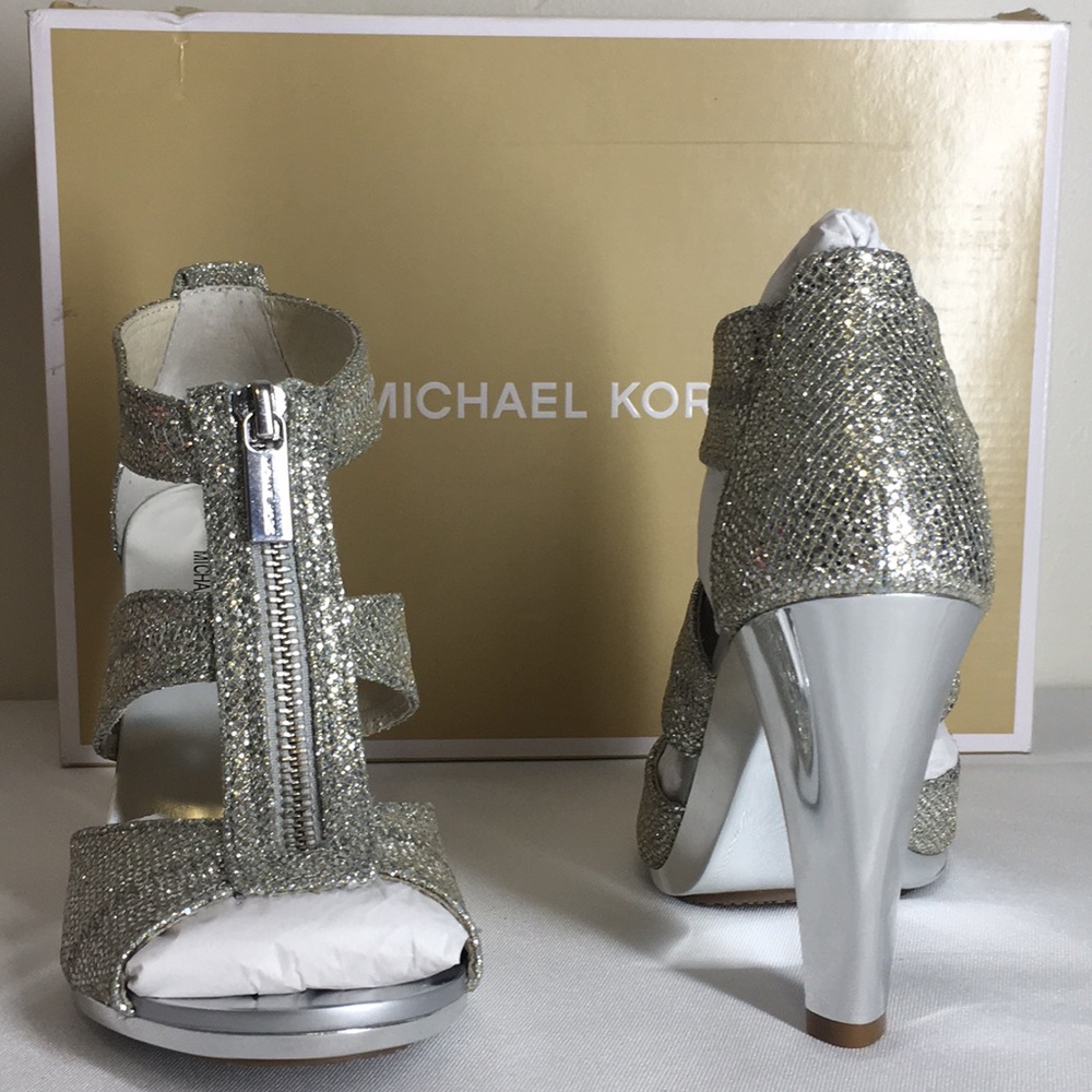 MICHAEL Michael Kors
Berkley T-Strap Dress Sandals - Picture 8 of 8